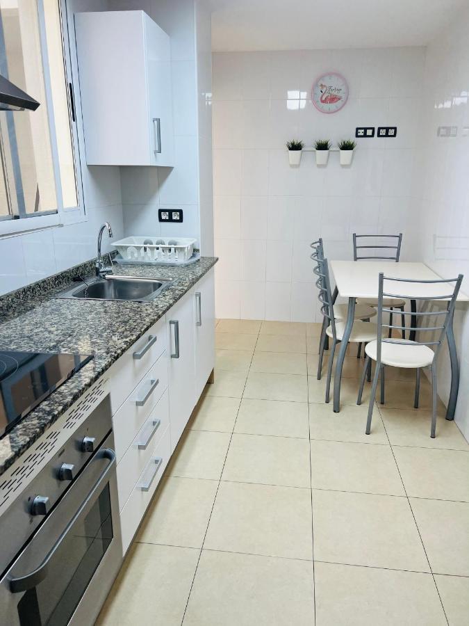 Apartamento Centro 3 Habitaciones Con Aire Acondicionado Y Wifi A 150M De La Playa Y Castillo Peñíscola Exteriör bild