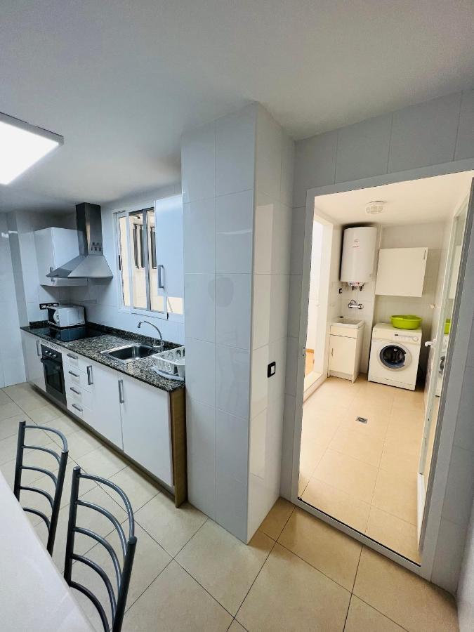 Apartamento Centro 3 Habitaciones Con Aire Acondicionado Y Wifi A 150M De La Playa Y Castillo Peñíscola Exteriör bild