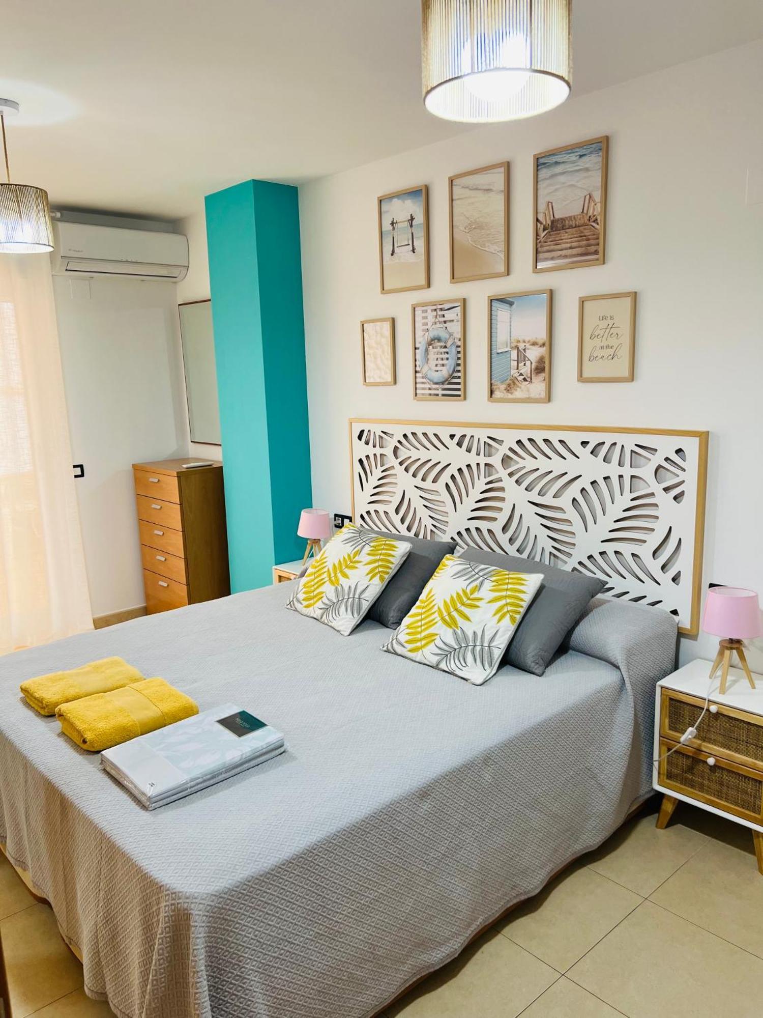 Apartamento Centro 3 Habitaciones Con Aire Acondicionado Y Wifi A 150M De La Playa Y Castillo Peñíscola Exteriör bild