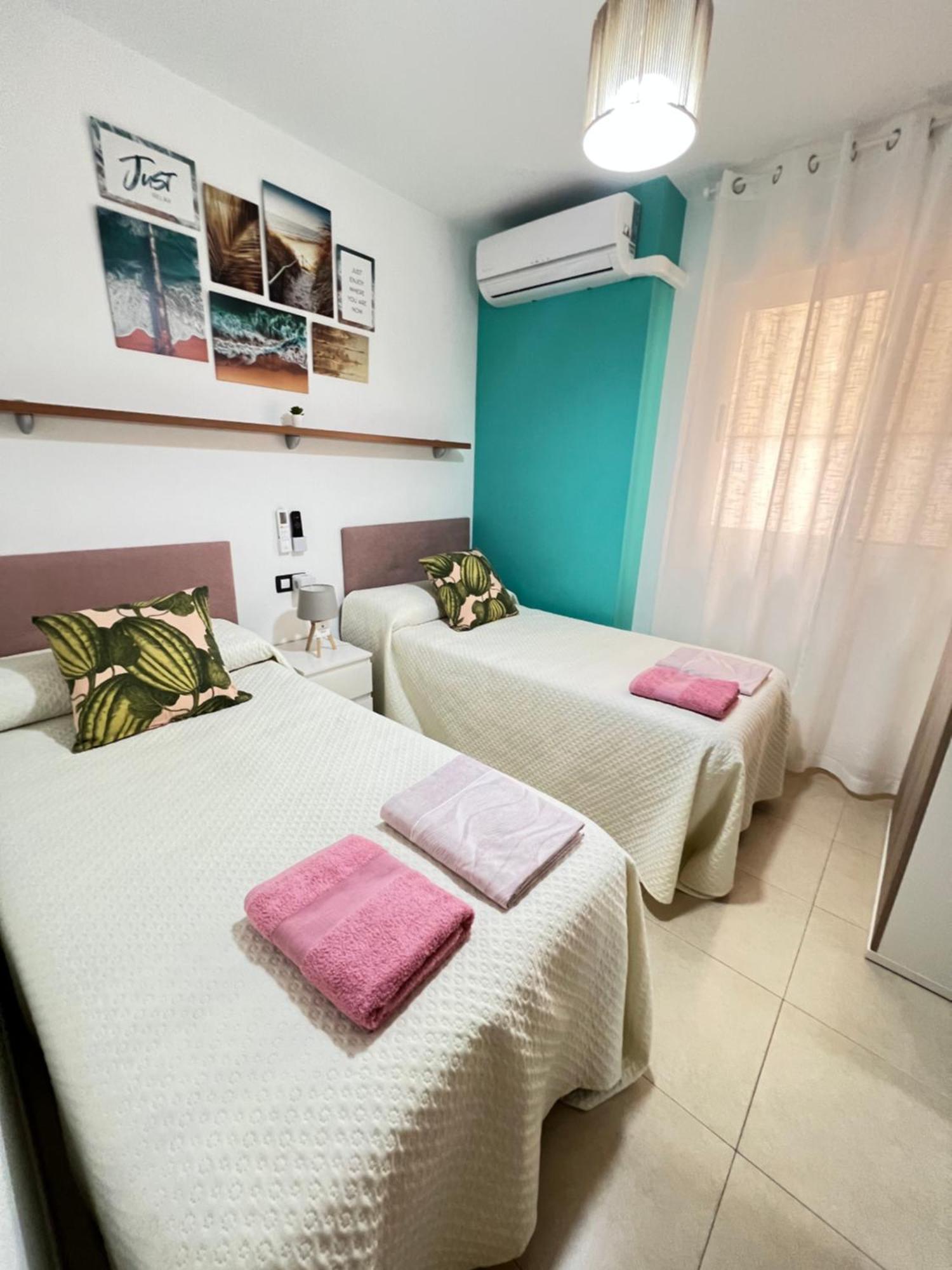 Apartamento Centro 3 Habitaciones Con Aire Acondicionado Y Wifi A 150M De La Playa Y Castillo Peñíscola Exteriör bild